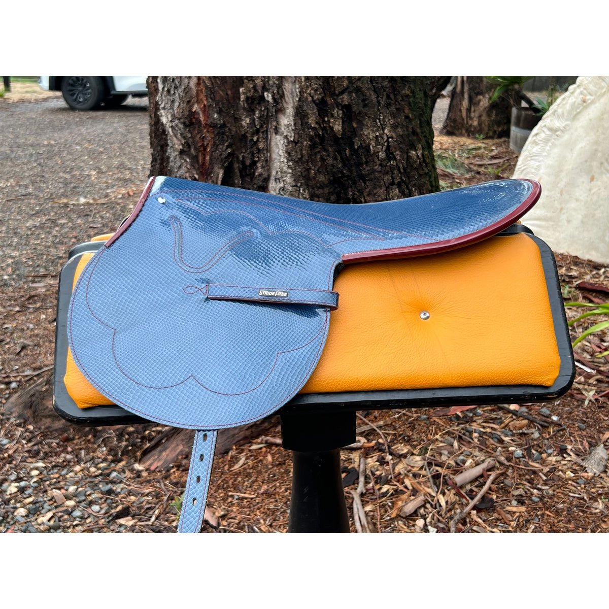 1.2kg Blue Snake Skin Race Saddle. One OF! Don't miss out!