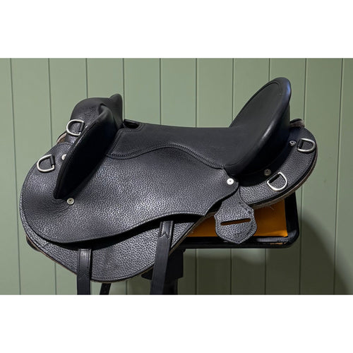 RELOCATION CLEARANCE StrideFree® Feathertop Endurance Saddle 17