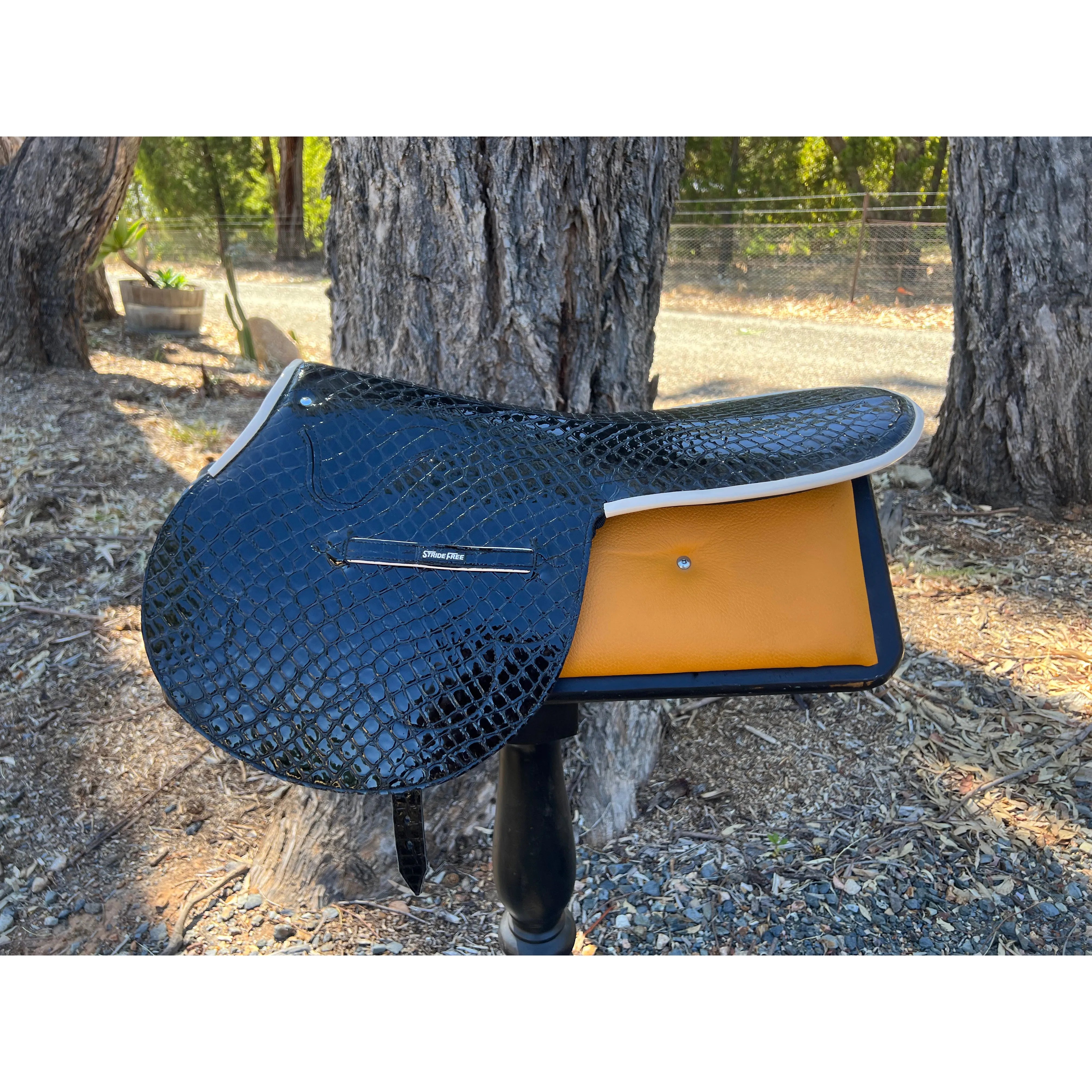 SALE 1 kg Black Croc Print White Piping ONE ONLY